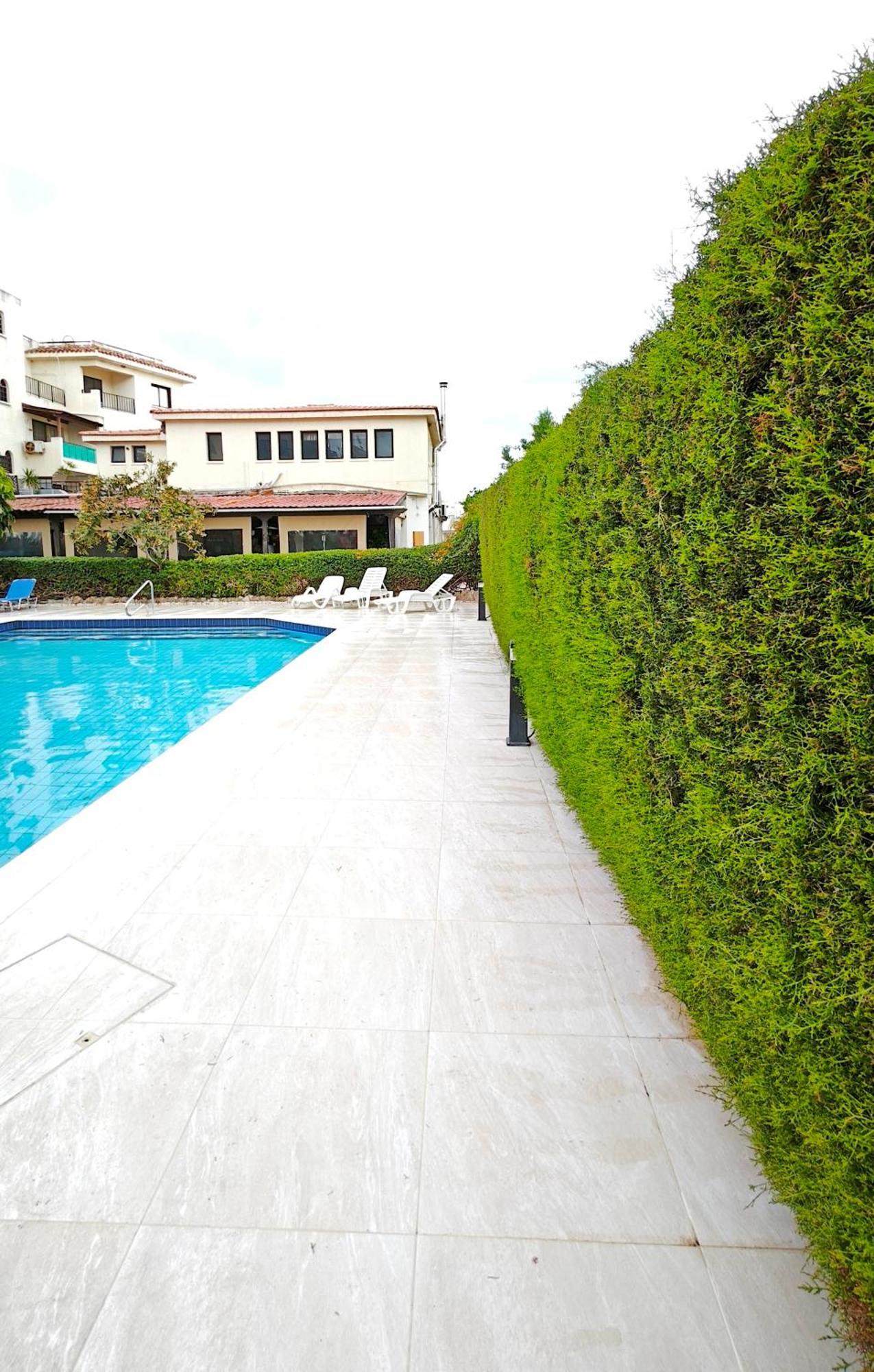 Byzantium Gardens -